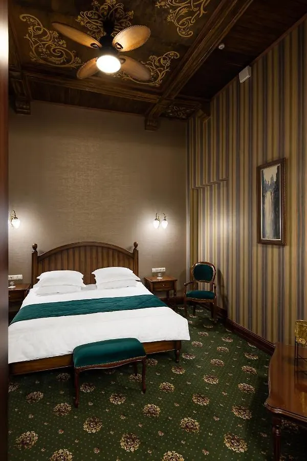 Chopin Hotel Lwów