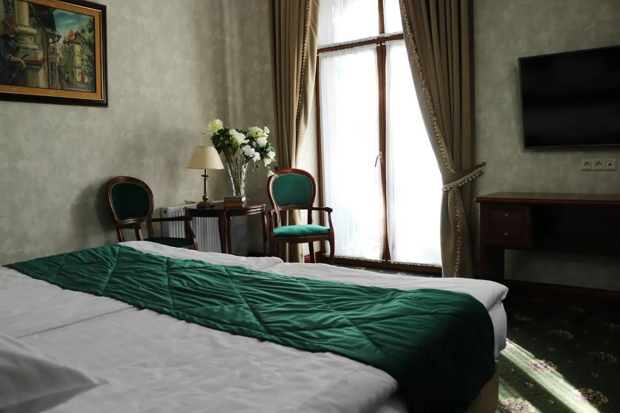 Chopin Hotel Lwów Ukraina
