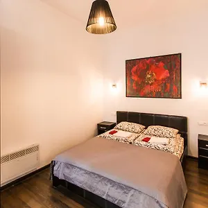 U Centri Lvova - Lwów