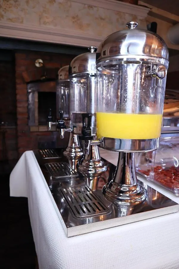 Chopin Hotel Lviv