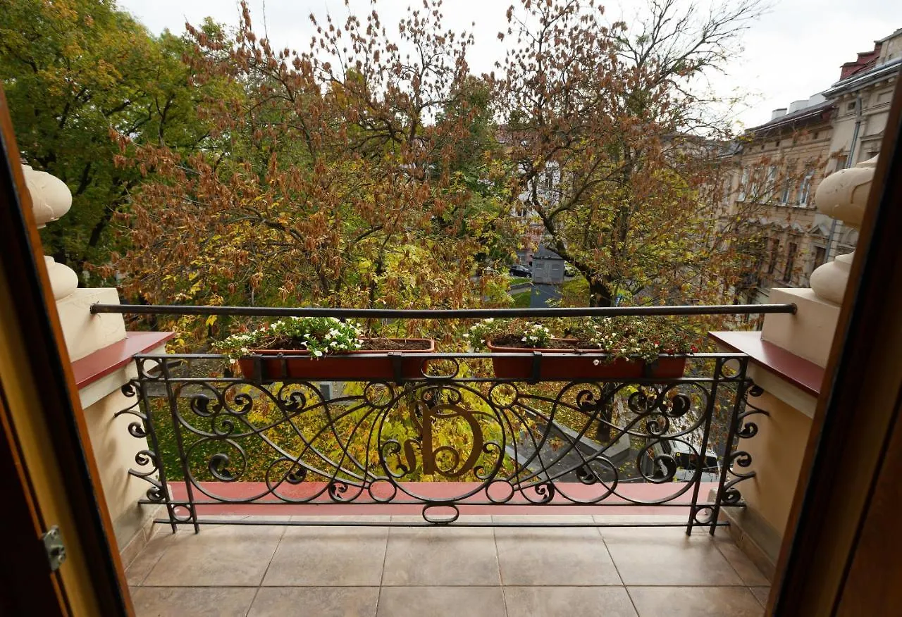 Chopin Hotel Lviv